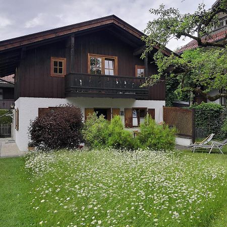 Ferienhaus Erika Garmisch-Partenkirchen Bagian luar foto