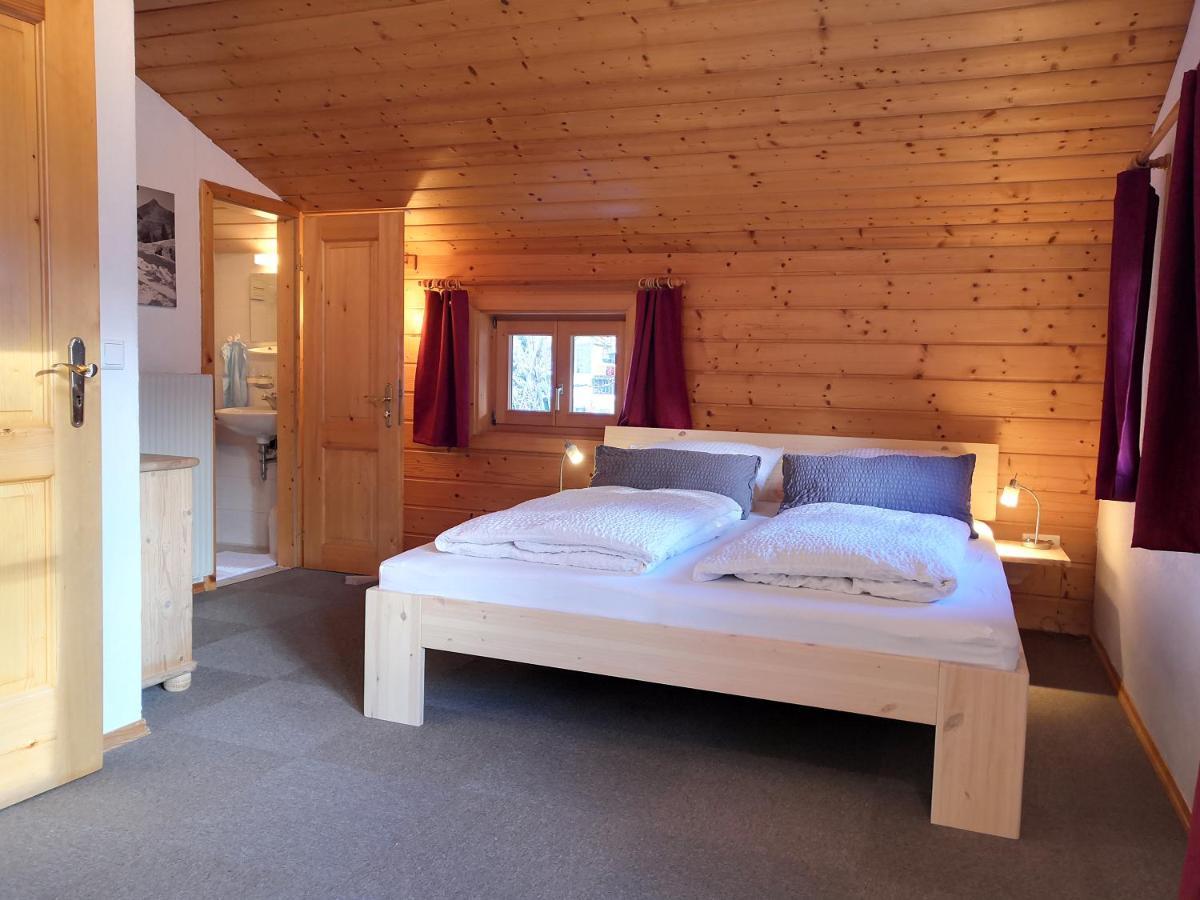 Ferienhaus Erika Garmisch-Partenkirchen Bagian luar foto