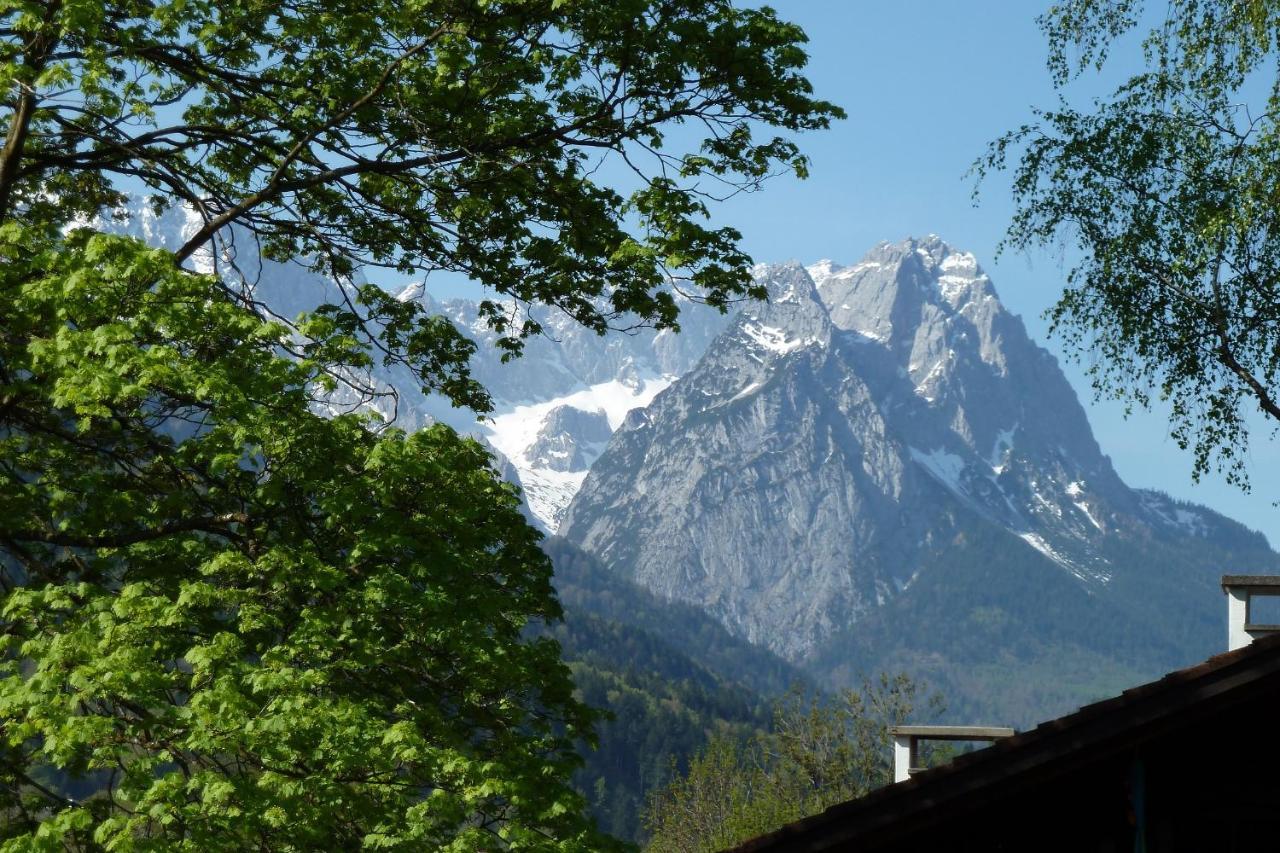 Ferienhaus Erika Garmisch-Partenkirchen Bagian luar foto